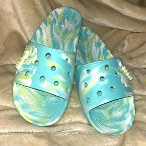 Crocs Marbeled Slides